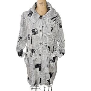 Jacket black white newspaper print wired collar pockets bold dramatic one size